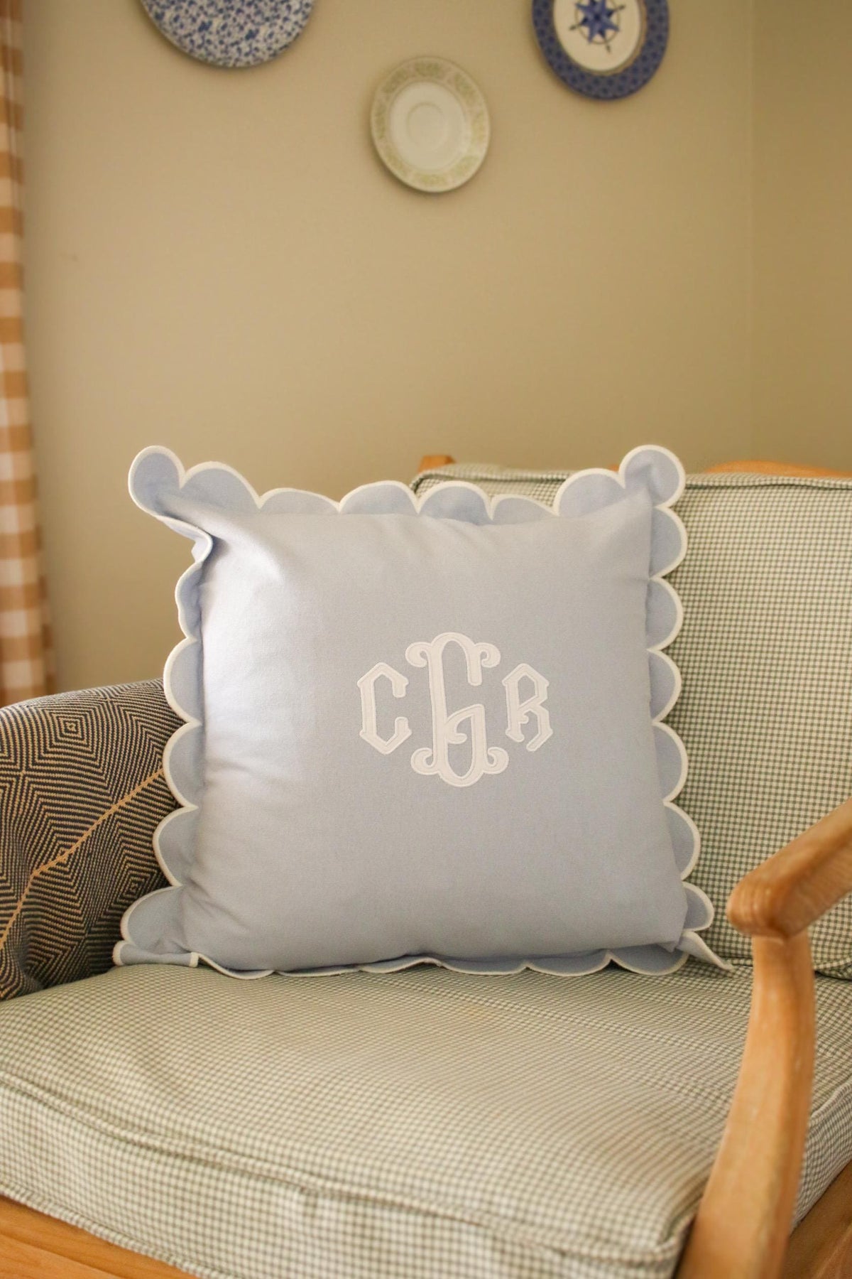 Custom Applique Pillow Cover – Personalized 18x18 Scalloped Pillow with Embroidered Applique - Wedding Gift | Home Gift | Personalized Gift